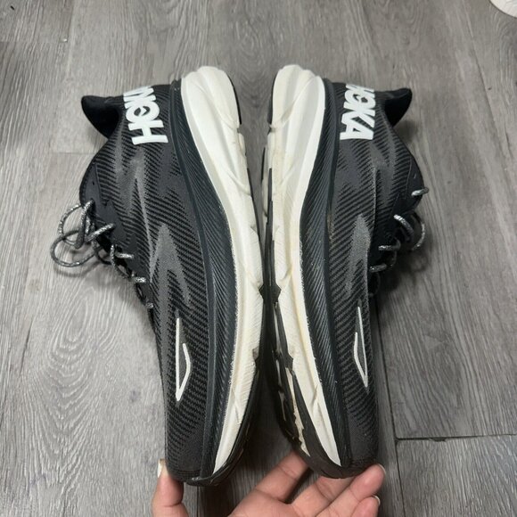 Size 15 D- Hoka One One Mens Clifton 9 1127895 BWHT Black Running Sneakers main image 4